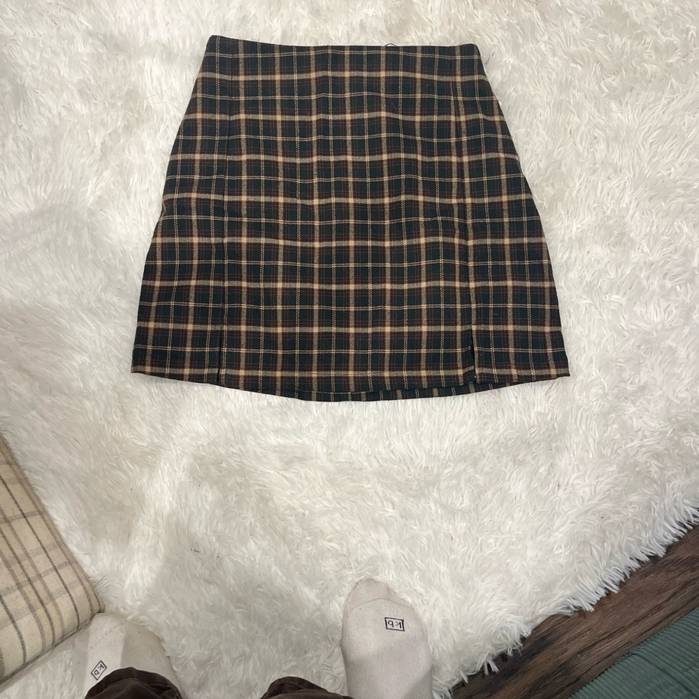 Brandy Melville Black and Brown Plaid Mini Skirt